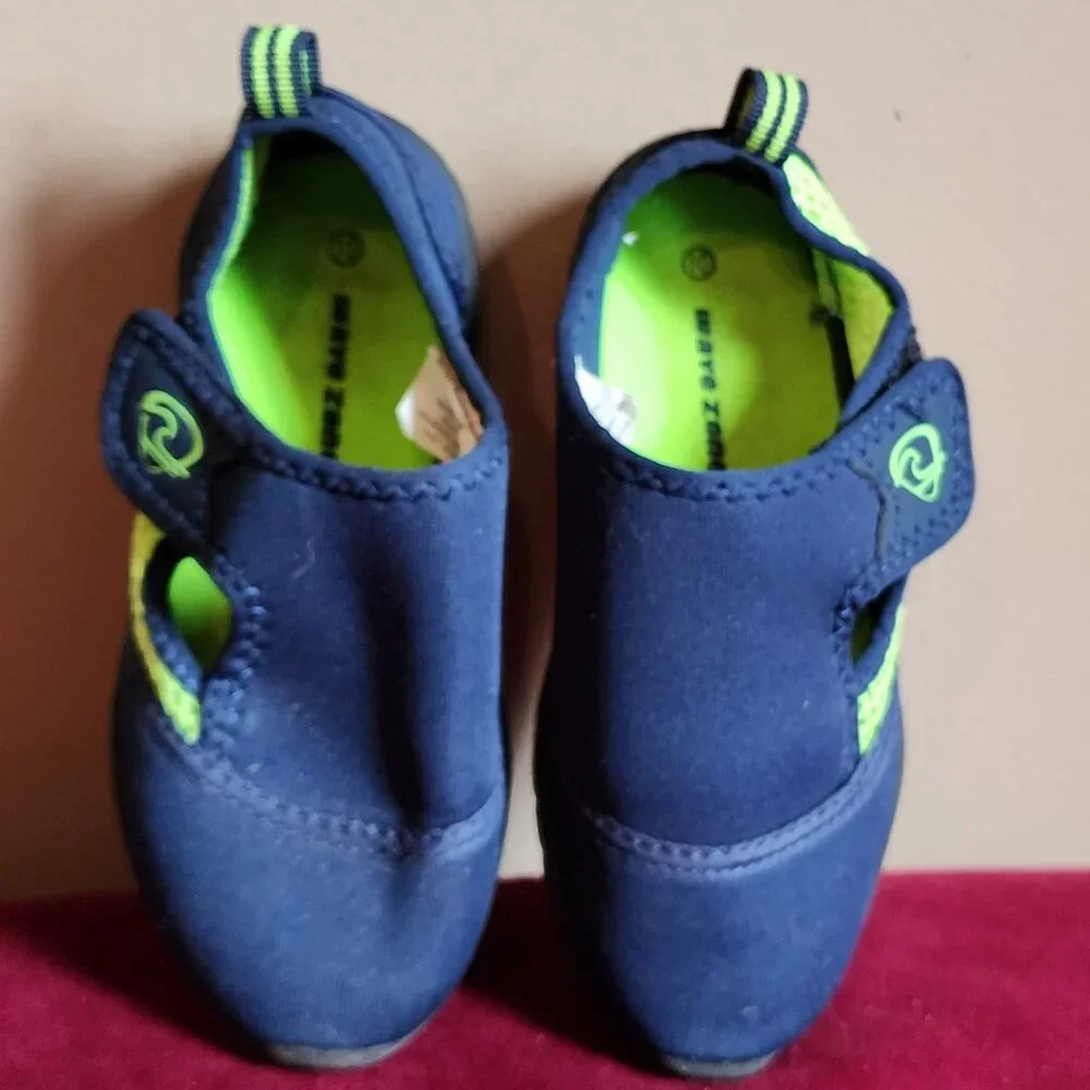 Wave Zone Baby Toddler Boys Sandals Water Shoes Size 10